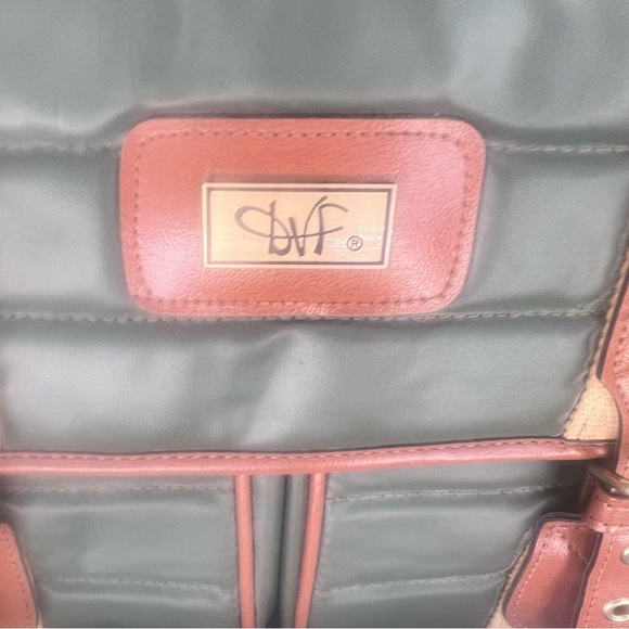 Diane Von Furstenberg Vintageβ Carry On Travel Bag No Signs of Wear - Picture 2 of 16